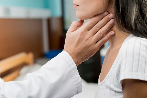 ผ่าตัดไทรอยด์ (Thyroid Surgery) แนะนำข้อควรรู้ก่อน-หลังเข้ารับการรักษา